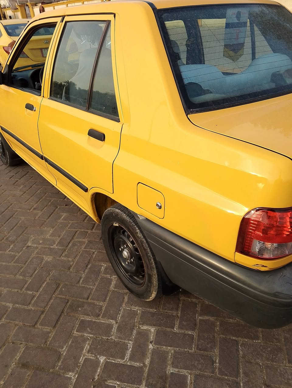 سلام عليكم سيبه البيع موديل 16 سيه نضيف وخير من الله بيه شاصي مصلح وجملغين مبدلات جماليه سعر36 وبيه مجال مدينت الصدر ***********
