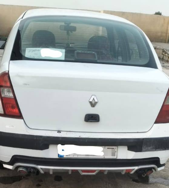 للبيع رينو فرنسي مكفول من الضربه صبغ جاملغ امامي فقط مكينه كورلا 1600 جديدة حداديه جديدة مكان ذي قار سعر 27 وبيه مجال *********** متوفر واتساب
