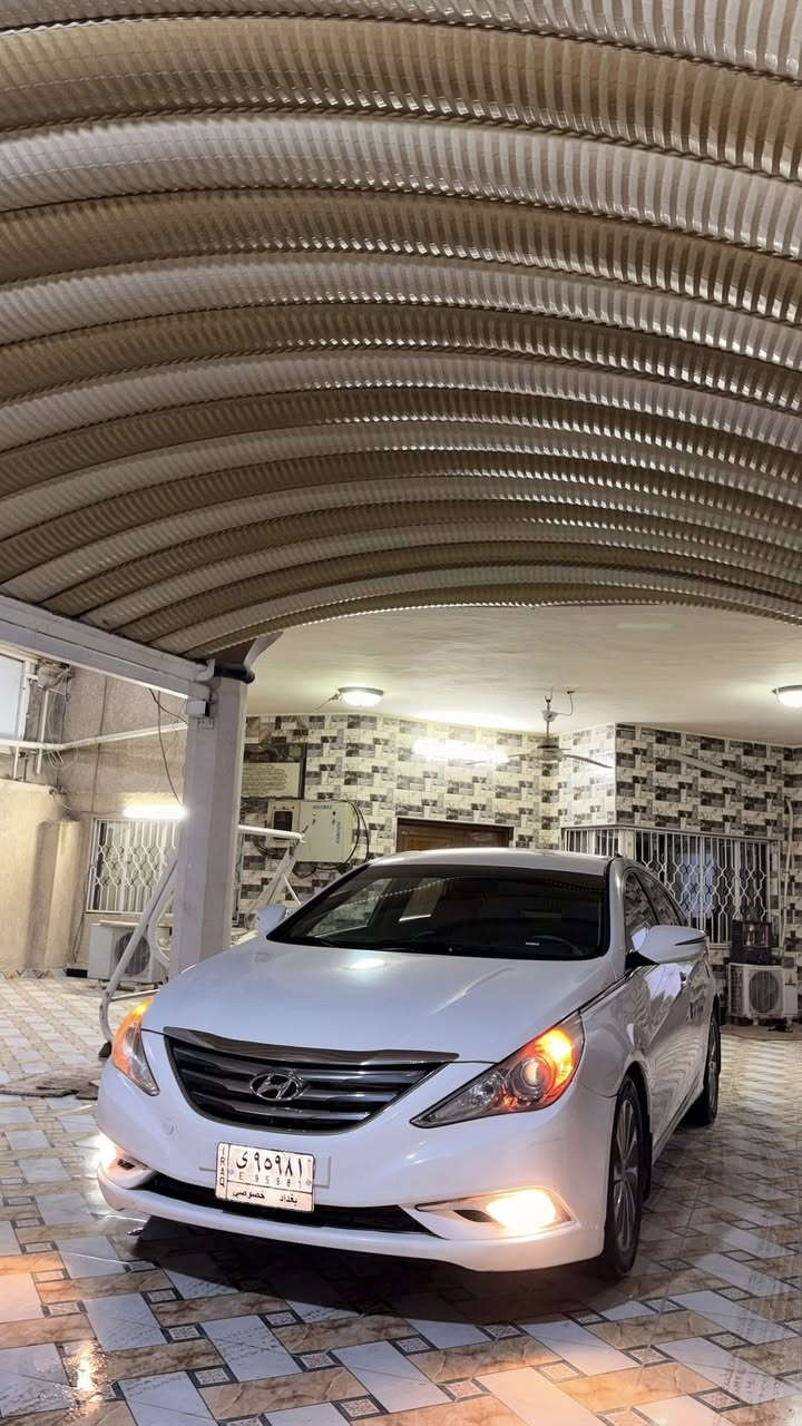 سوناتا 2014 خليجية الشركة العامة
سوناتا 2014 خليجية الشركة العامة 🔥

محرك دوش 
 رقم بغداد باسمي
مواصفاتهه معروفه 
تدفئه تبريد فول كمبريس جديد ثلاجه جديده
تخم تاير جديد بلكامل حداديه كله جاهز

ما متعوبه سياره مال بيت بيهه 
ملاحضات بسيطه بيهه الي يدور شكل 

مراوس اراوس وبيع ابيع هم 

*********** ☎️
