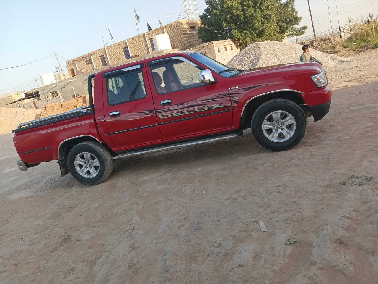 سلام عليكم دير البيع مديل ٢٠١١رقم مثنى مشروع وطني مكفولة من ضربة وتبديل محرك كير كسن  حديديه تخم تيرات كهربائيات كل شقاله مكان ديوانيه السعر ٥٣وبيه مجال رقم الهاتف ***********
