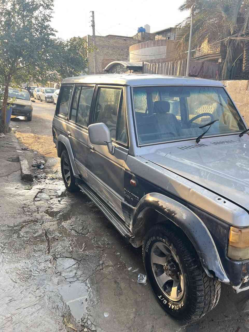 كالوبر 92 مكينة بطة بيهة خياس بهلال الجاملغ 
سيارة تشتغل وتمشي مكاني الدورة السعر 28 
او مراوس بسيارة  اصغر رقمهة ابيض صدامي
*********** وتساب
