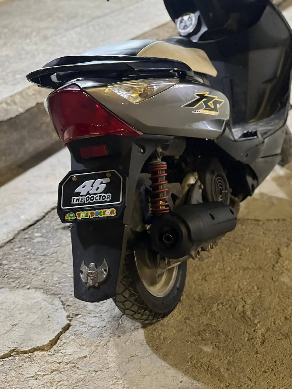 سلام عليكم دراجه ثعلب للبيع
مامتوجد عله الفيس مو شراي لا تخابر
***********
