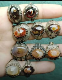 خواتم العدد 10 حجر اصلي ذمه عيون صريحه  للبيع شلع 100الف معه توصيل  07...