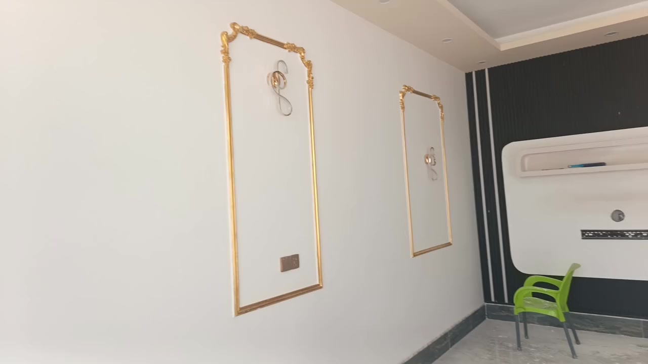 مستعدين لعمل كافه الديكورات الداخليه والخارجيه عمل بوكسات جبس بورد فوم خارجي وصبغ الجدران والحديد وباسعار مناسبه للاستفسار ***********
