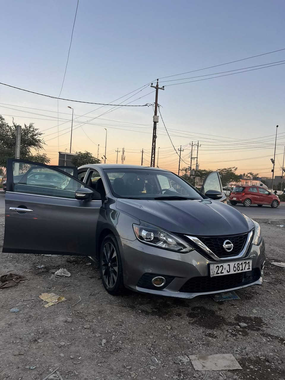 السلام عليكم

نيسان سنترا للبيع 
موديل 2019 
مواصفات SR فول الفول عدا الفتحة
🛑 حادث السيارة خلفي (البجم كبس✔️)
- تشغيل بصمة مع بصمة ابواب وبصمة صندوق
- داخل اسود نظافة فول
- تدفئة كشنات امامية 
- كشن السائق كهرباء 
- شاشة كبيرة 
- شاشة صغيرة بيانو 
- تحكم ستيرن كامل
- رادار امامي
- تحديد مسار
- توقف ذاتي امامي 
- لايت زنون 

السيارة نظيفة وخير من الله وصور الحادث موجودة والتقرير بأسمي السيارة شرط تحويل
السعر 125وبيها مجال 

للاستفسار ***********
العنوان بغداد حي الجهاد
