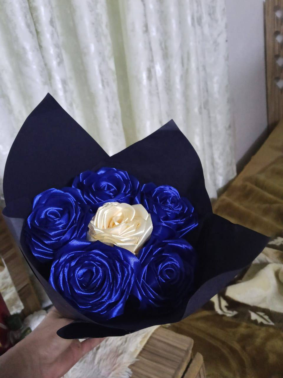 ورد للبيع حسب الطلب ويوجد توصيل داخل كركوك للستفسار وتساب ***********
