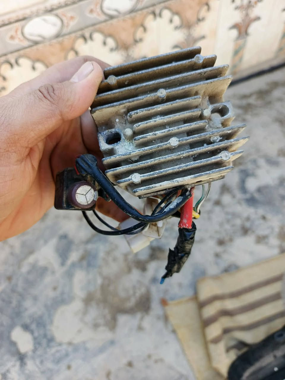 السلام عليكم ورحمة الله اغراض تكتك مستعملات شرط بس الكابريتر سعره 40 مال 22او 21بدلته وطلع مو بيه الصوج ابيع شلع 45 ماعده الفلجنات مموجودات مكان حيدرية خان النص طريق نجف كربلاء


**إذا كنت صاحب هذا الإعلان وتريد حذفه لأي سبب، رجاءا أرسل رسالة إلى الدعم الفني**