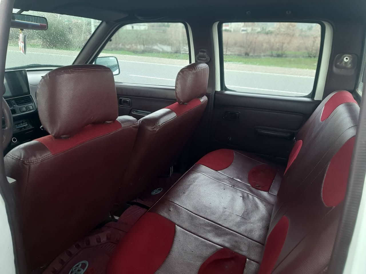 به ناوى خواى كه وره
نيسان ده بل كابينه
مؤديل 2007 
ناو سور به خاخ تاك كيج
ره قه م سليمانى 
به شه ر تى ته حو يلو خه رامه 
بيه ده عمو ليدراوه 
به شه رتى كيرو مه كينه
شه رتى ١٠ فيته ر
بيجالو سارده كو ته 
هه نيك بؤ ياخى تيدايه 
به لام كه من له ٣ شوين تيدايه 
شوين سه يد سادق
نرخ خوار بازار 110$   مه جال
تكايه جوابى نامه و كؤ مينت ناده مه وه زماره ى خاوه نى دانرازه كيكر ياره با په يوه ندى بكات...
ژ..م،،،،***********
ژ..م،،،،***********
