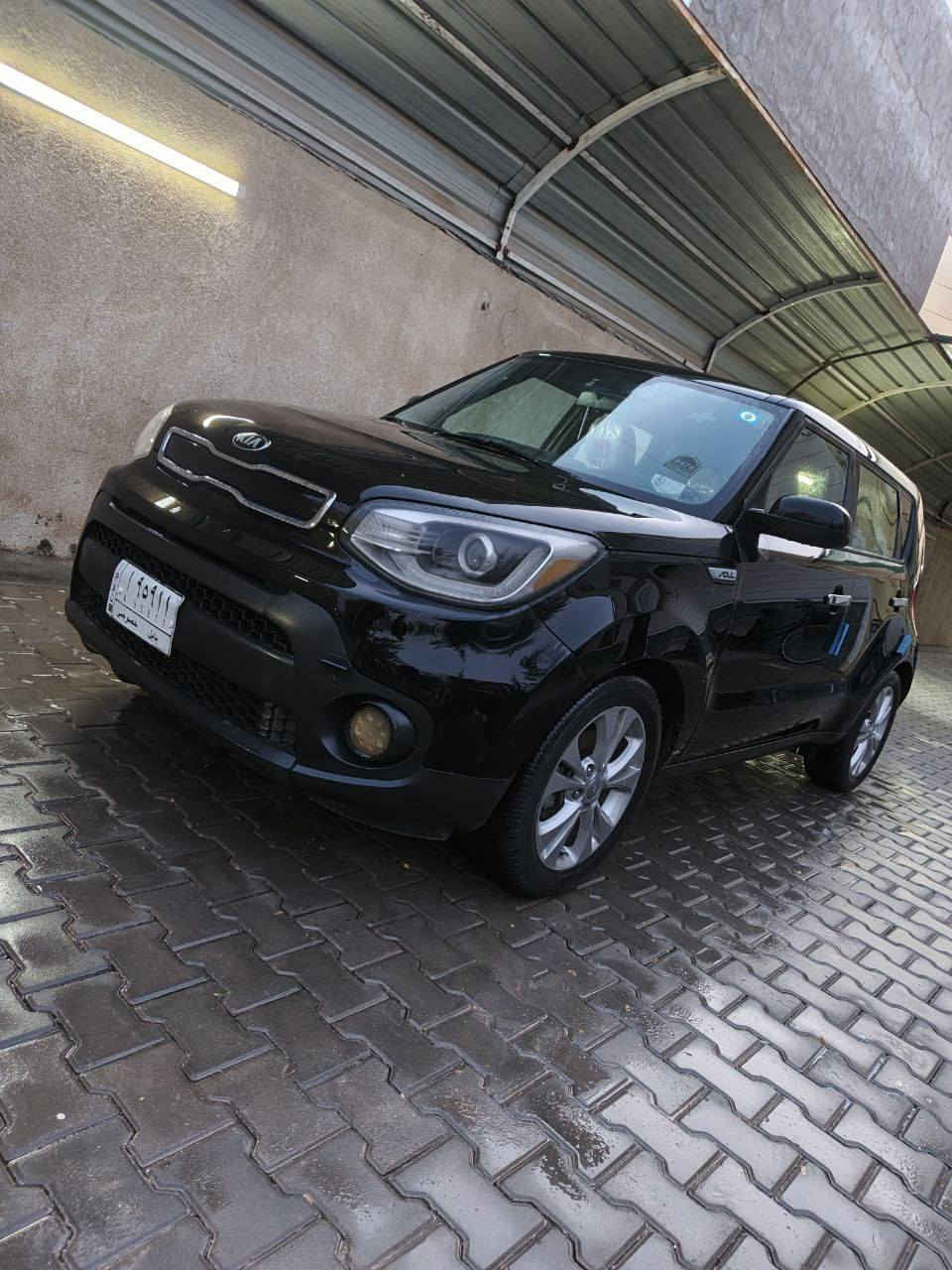 السلام عليكم
للبيع سول موديل  2015 رقم بابل باسمي
محرك ١٦٠٠ gdi
بيهة ٣ قطع صبغ بنيد وجاملغين
تحكم ستيرن
مثبت سرعة
٣ انضمة قيادة
حدادية جديدة
باتري و٤ تايرات جديدة
منضومة التبريد جيدة
السعر 95وبيهه مجال
***********
