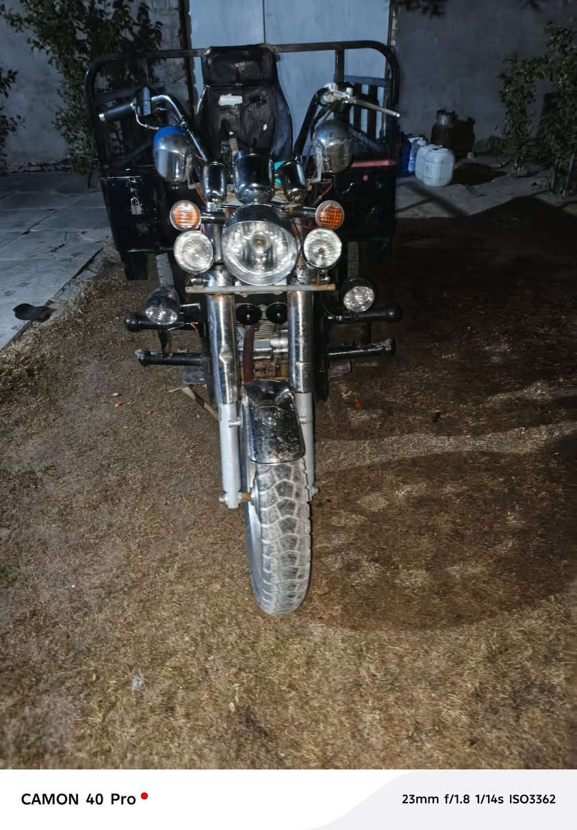 ***********
ستوتة البيع موديل 18
محرك 150مكفول شاصي كفله عامة محرك مكفول اوراق اصولي  باسمي مكفول من كلشي سعر 1850
