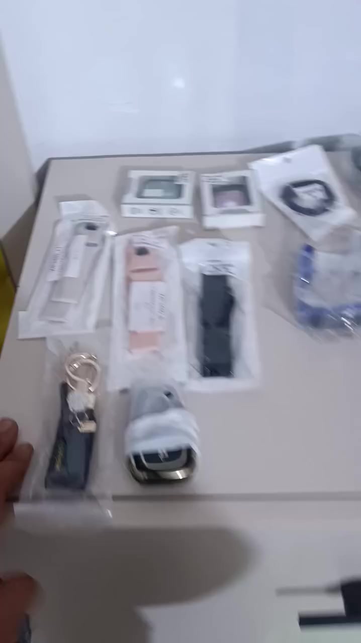 ١٤قطعة ب١٠ تالاف 
بيهن ٣سوع الالكترونيه ابيع فحم كل هذا ب١٠ تالاف دينار


**إذا كنت صاحب هذا الإعلان وتريد حذفه لأي سبب، رجاءا أرسل رسالة إلى الدعم الفني**