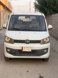 عشرة راكب وكفالة عامه سياره نضيفه ما ناقصها كلشي السعر 40وبيها مجال لل...