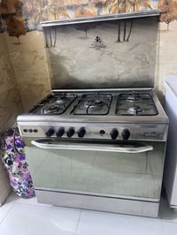 رويال • نظيف • قابل تفاوض