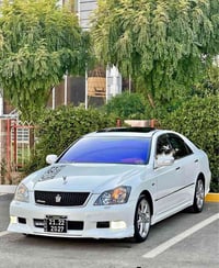 شاهين ١٨٤ • ٢٠٠٧ • جلد فتحة سقف زينون