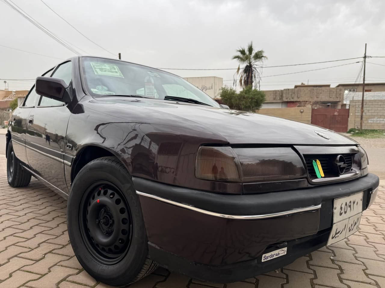 🚘اوبل فكترا للبيع موديل 1991 دفتر بنزين موجود  محرك صني 18تبريت شرط  كير  عادي، رقم اربيل سنوية منتهيه 1/5/2025 شرط تحويل   سيارة بدون ضرر بدون حادث بدون خياس صبغ عام للجمالية فقط شرط فحص  ،كير و محرك و تبريت ، تايرات جديد، ،باتري جديد، صدر امامي خلفي جديد،كهربائيات كل شغال،،باور،Abs,قفل مركزي سيارة كلش نظيف سعر 33 وبي مجال عنوان كركوك إمام قاسم ***********📲***********📲 كركوك, العراق
