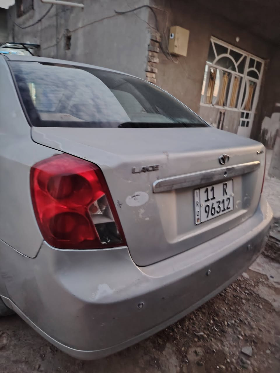 سلام عليكم وبتره لبيع لفين ٨ سنويه ٢٩ سياره نضيفه بس بيهه شجراد ***********
