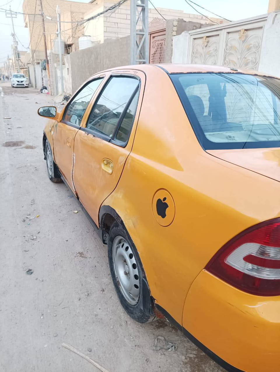 سلام عليكم جيلي ck موديل 13
محرك كورلا جديد كير مكفولات تراي يخبل 
سنويه ساقطه 2017 راعيها موجود 
باتري ومنضومه بانزين جدد سنتر لوك شغال
حداديه وتخم تايري انضاف
السعر  15 وبيها مجال 
العنوان النجف البراكيه شارع المطار القديم 
الاستفسار *********** موجود وتساب
