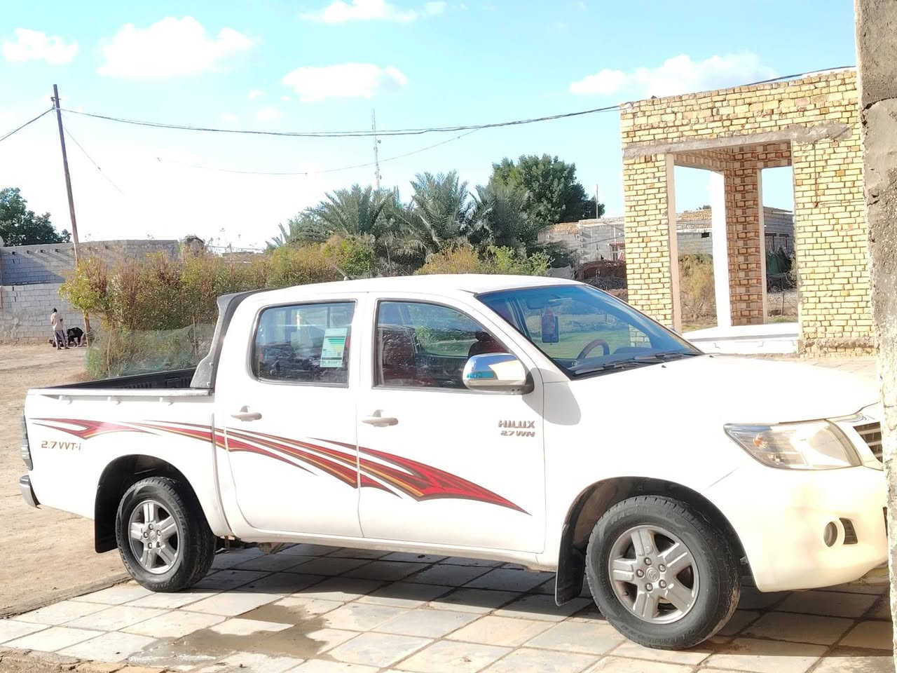 السلام عليكم
تويوتا هايلوكس 
موديل 2014
اوتماتيك 
ماشيه 247
السعر 170 وبيها مجال 
باقي اتفاصيل اتصال 
***********
