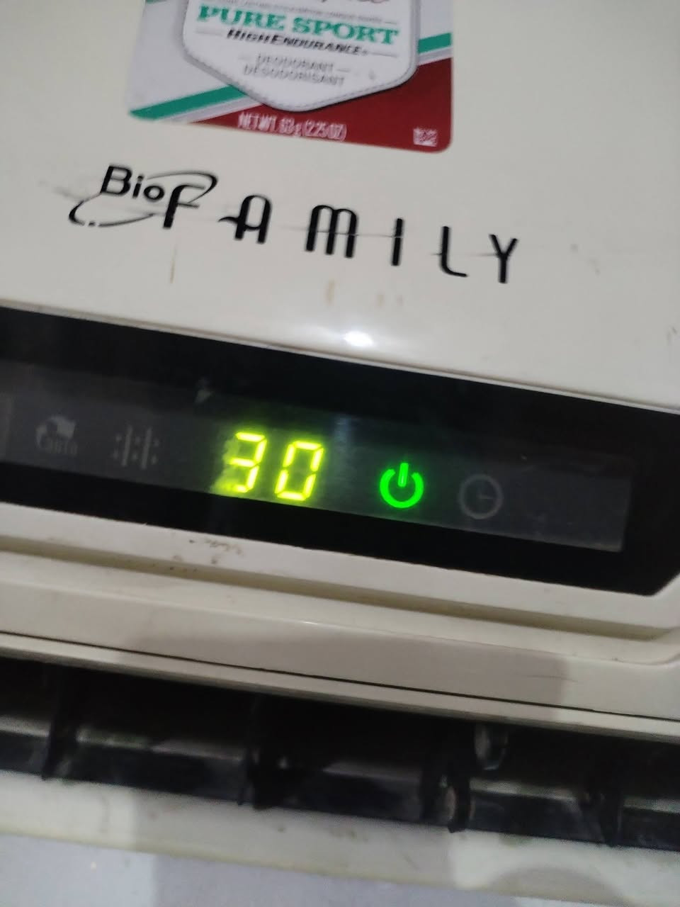 شغال كامل
يراد الغاز بس
طن ونص
عنوان كرامه
السعر85
 بمجال
رقم الهاتف
***********
