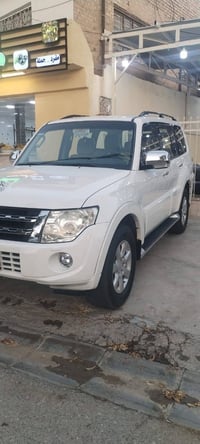 باجيرو موديل ٢٠١٣ سياره فول حبتور  فتحه مري شفط تحكمات ستيرن فور ويل ك...
