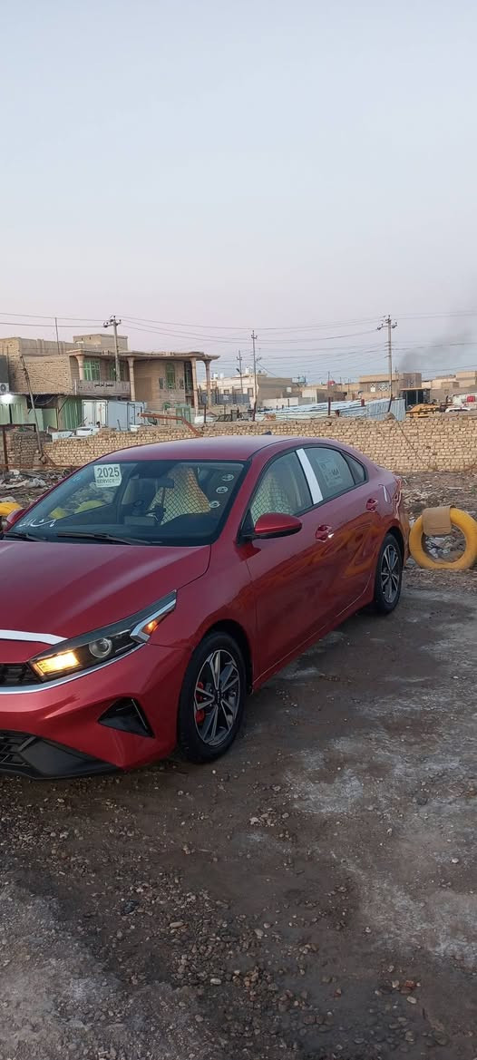 السلام عليكم للبيع فقط كيه فورتي موديل 24 معوقين مثنى بسمي وكاله عامه للمشتري حادث  جاملغ وبنيد مكان السماوه قضاء الخضر السعر 137 وبيه مجال قليل لشراي الاستفسار ***********
