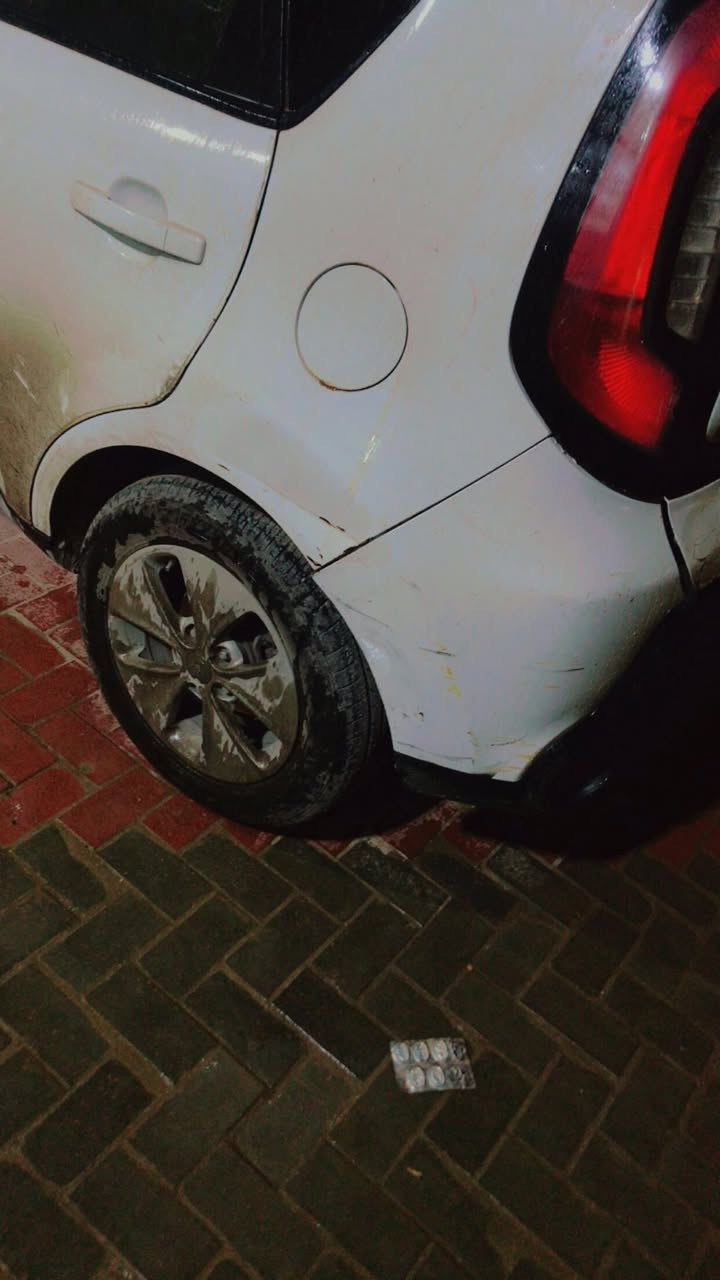 سلام عليكم صول امريكي موديل ٢٠١٦استيراد خاص بأسمنه محرك ١٦٠٠gdi  رقم كربلاء صارله ٩سنه عندنا حادث جنطه فقط امصلح على بارد تخم تاير جديد كير جديد محرك نظيف السعر ١٢٠وبيه مجال رقم موبايل ***********
