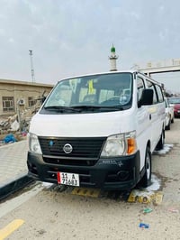 نيسان حديث • نيسان ١٤ راكب • سيارة أجرة • سفرات الموصل • مركبة نيسان •...