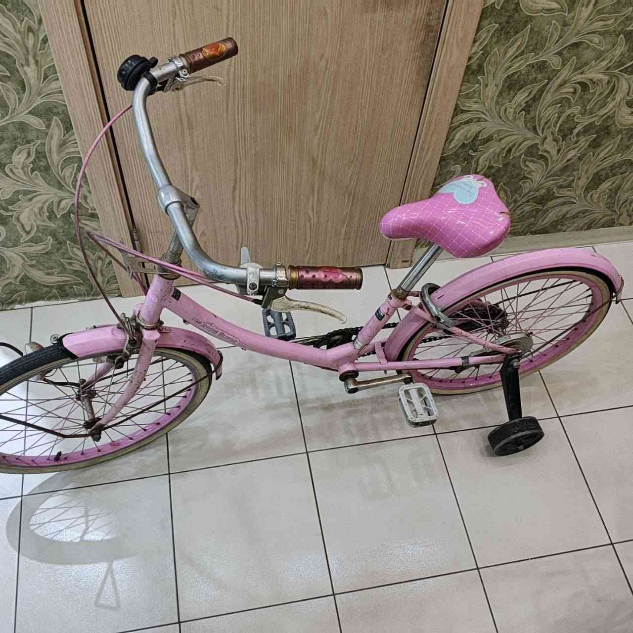 السلام عليكم
البايسكل الاحمر حجم 27 سعر 120 بي مجال جايبة ب 150
البايسكل الوردي حجم 20 سعر 75 جايبة ب 85 
البايسكلات استعمال قليل
للاستفسار ***********
