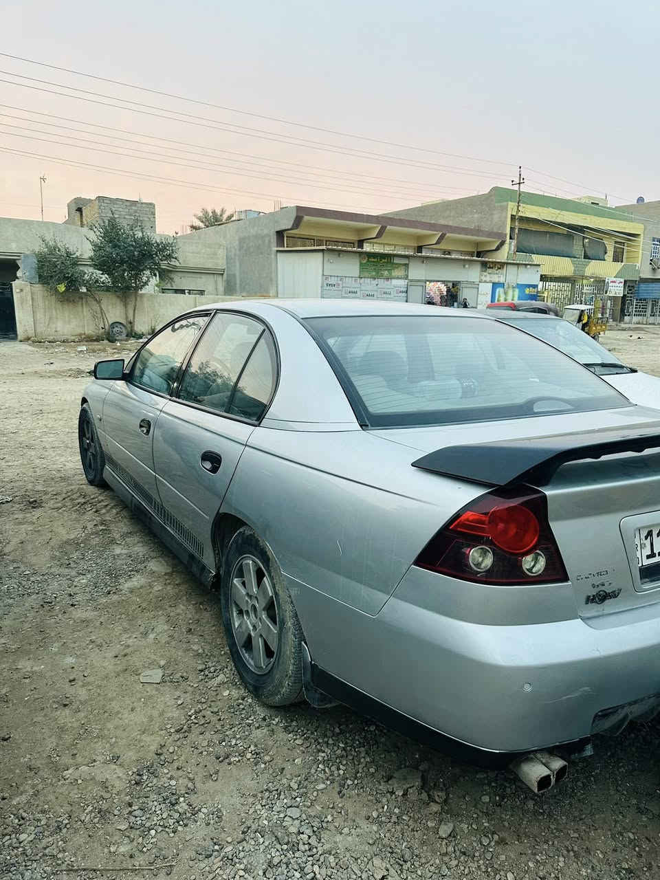 سلام عليكم شباب للبيع. لومينا 2003سياره جاهزه من كلشي رقم بغداد أنكليزي بسمي مكانها بغداد أبو غريب سعرها ٧٠او بيها مجال موبايل ***********
