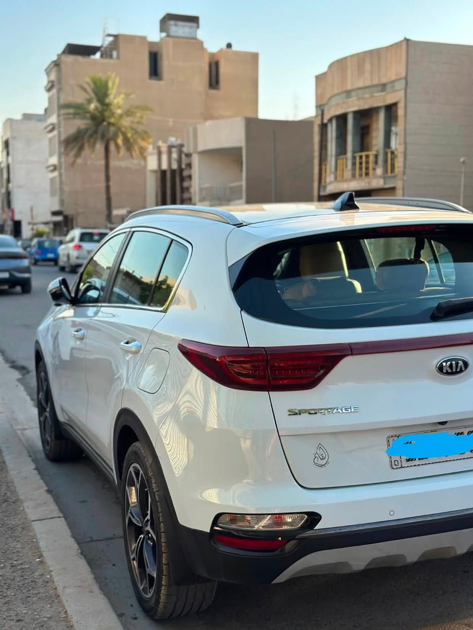 سبورتج GT line 2021 وارد خليجي واحد على واحد
ماشية 63 الف كيلو

هزة وسنوية جديد مسويهة بشهر الواحد

المواصفات : اشاير مراة 
كشنات جلد تحكم كهرباء 
بانوراما 
تشغيل عن بعد 
نظام ترحيب 
هاند بريك كهرباء
انظمة قيادة 
شاشة كبيرة كاربلي 
صندوك كهرباء 
حساسات امامية وخلفية

مكفولة من الصبغ والتبديل 
مكفولة كير ومكينة
السونار موجود بالصور البارد طخات بسيطة والحالوب تكمة وبنيد شي بسيط 
 
السعر ٢٠٠
مكاني بغداد زيونة
رقمها بغداد
هزة سنوية جديدة 
للاستفسار :

***********
