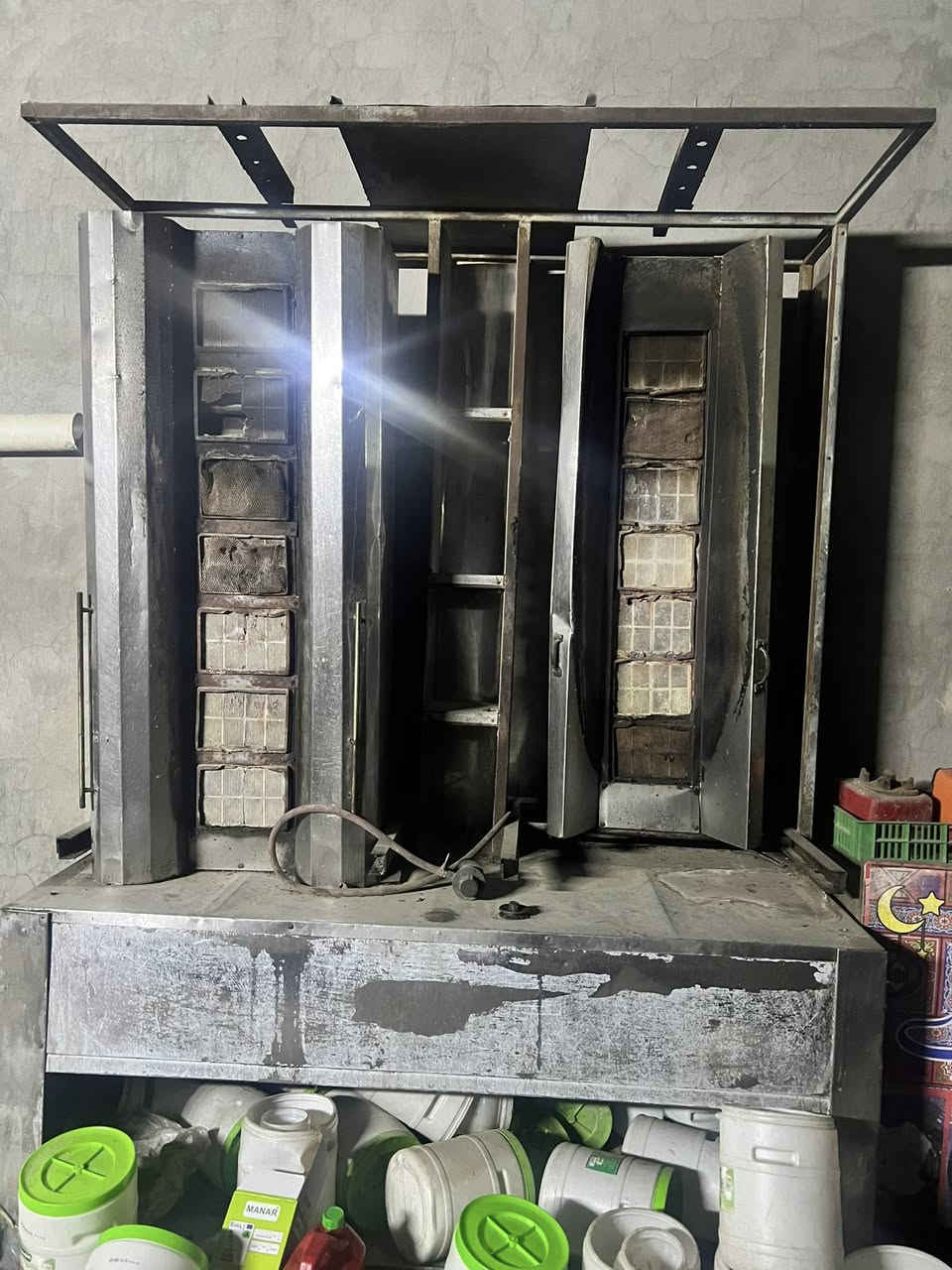 غراض مطعم للبيع
مكاني بغداد 
للستفسار ***********
