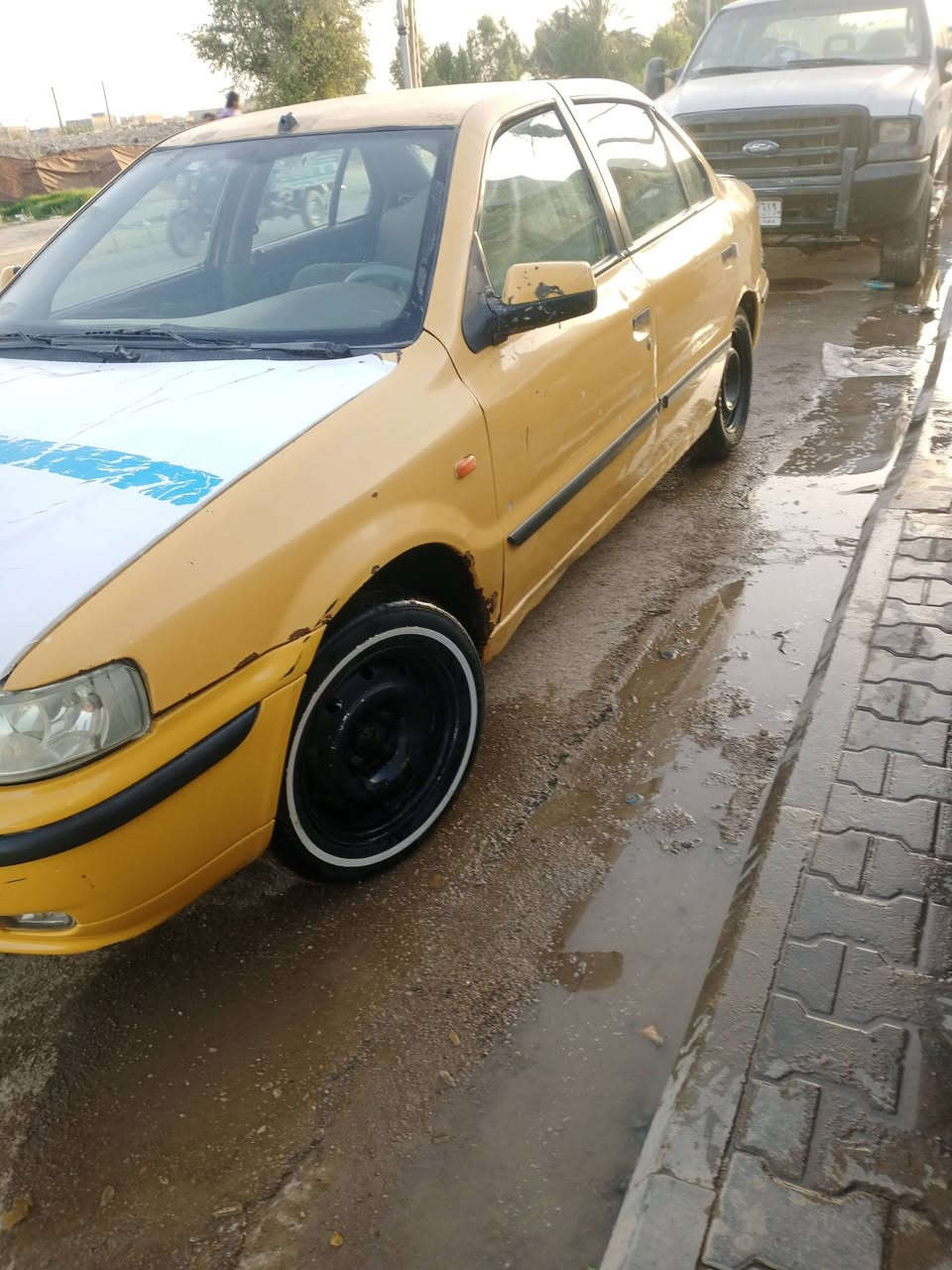سلام عليكم سمند موديل 2011رقم ذي قار مكينه وكير مكفولات سياره نضيفه سعر 30 مكان كوت 
***********
***********
