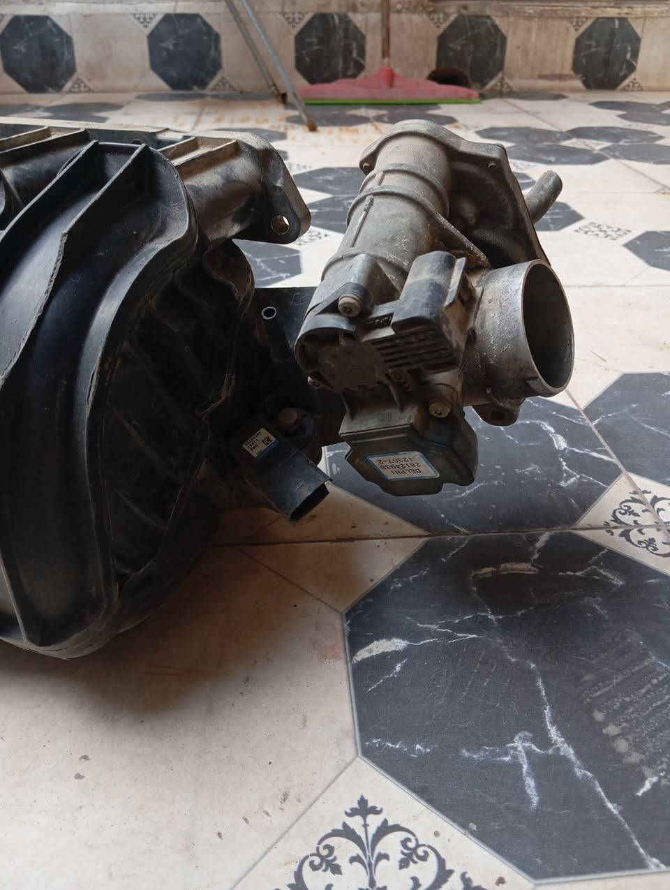 لبيع أغراض جيلي موبل تفصيخ عنواني بصره رقم ***********
