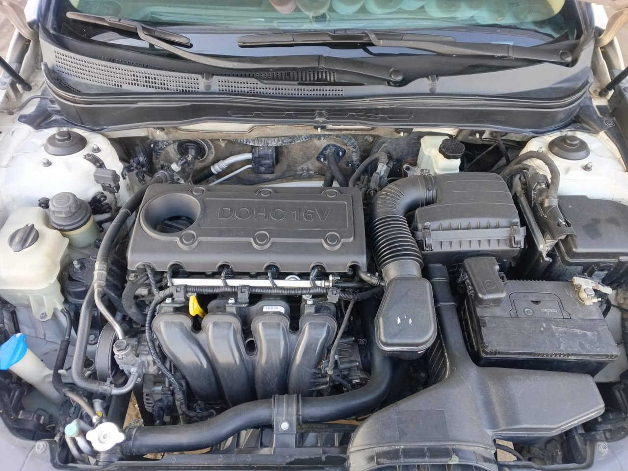 السلام عليكم سوناته 2011 بدون صبغ محرك مامفتوح فول مواصفات بس بدون بصمه رقم ***********
