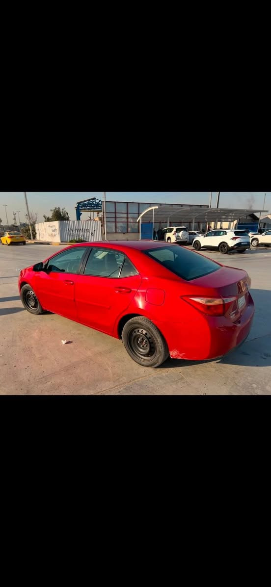 سلام عليكم
كورلاه البيع 2018 موصفات Le معروفه
محرك وكير خير من الله تبريد معروف مال كورلاه ثلج 
وارد أمريكي حادث سياره 
امريكا بيبان اثنين 
وبل العراق صبغت جاملغ أمامي وخلفي شخوط فقط صبغته لجماليه بنفس صفحه
سعر 132 وبي مجال شراي 
سياره بسمي تحويل ثاني يوم
رقمي ***********
