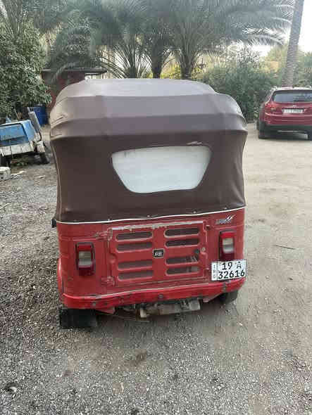 السلام عليكم تكتك 18 مكينه 20 رقم وسنويه بسمي كامله نقصها بس صبغ وشويه بلغد كهربائيات كلها شغاله مناقصها شي السعر 4300 العنوان كربلاء العطيشي 
***********
