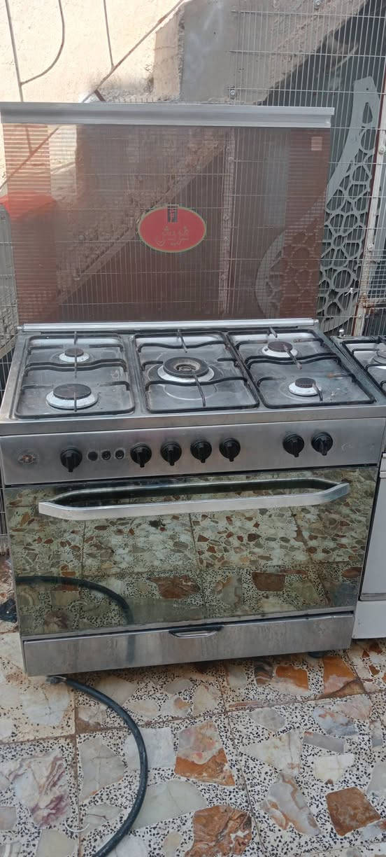 طباخ فريش مصري شرط الشغل ونارخضره شوف المقطع واتصل وتدلل بسعر 160 وبيه مجال بسيط اليريده يراسلني اويتصل ويدلل مكاني الاحرار الخضاره ***********
