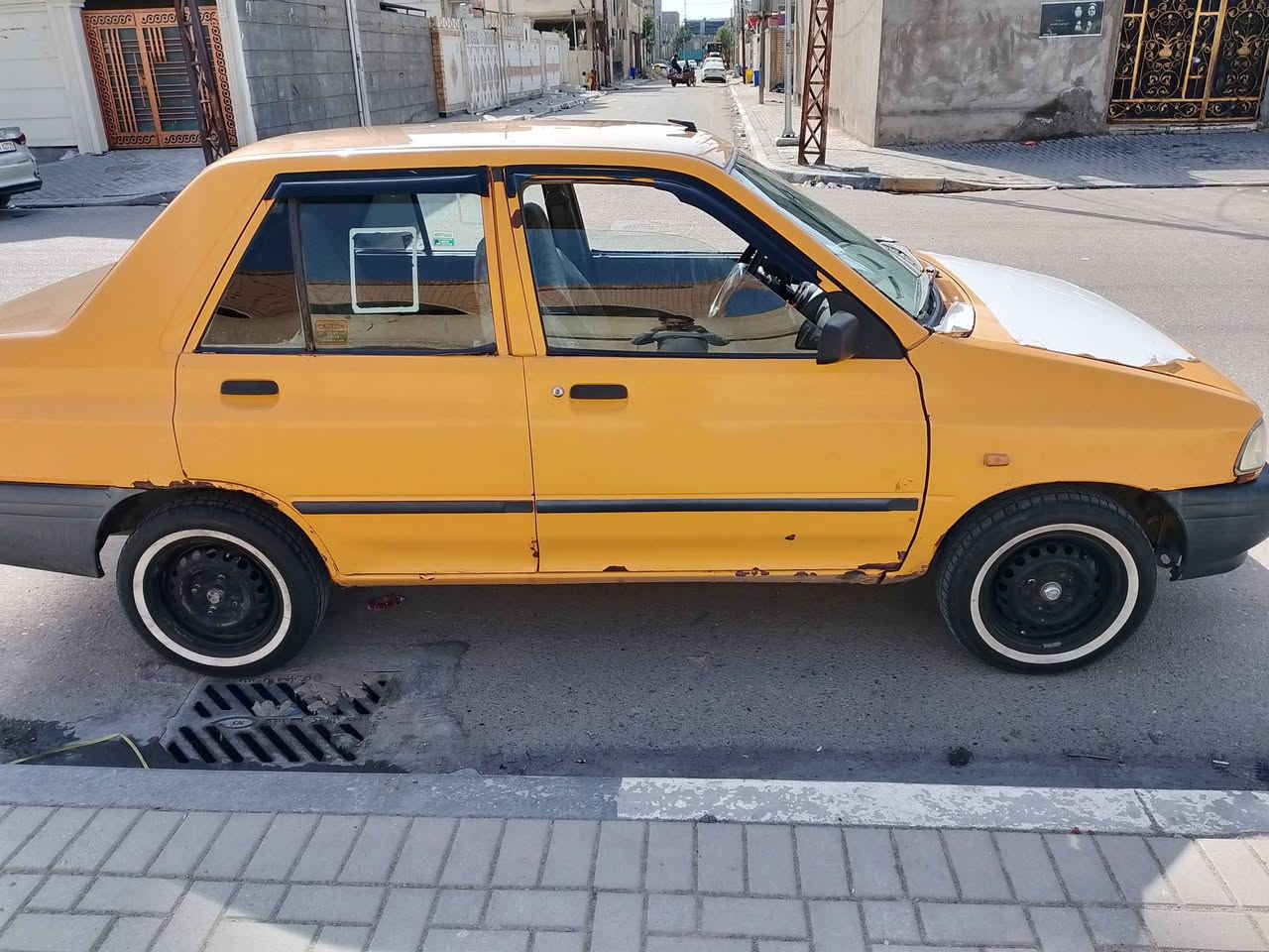 سلام عليكم سايبه للبيع موديل 2018كير جديد تخم تاير حداديه بس مكينه كايمه بس هيه مابيه شي تشتغل وتمشي سنويه منتهيه شد ايراني اصل شاشه كامره حساسات سعر 25وبيه مجال رقمي ***********
