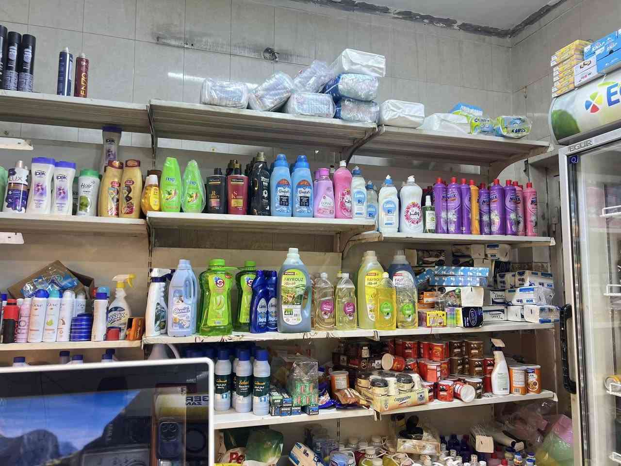 هاذ الرف بي بعد تكمله ست مترات 

***********
