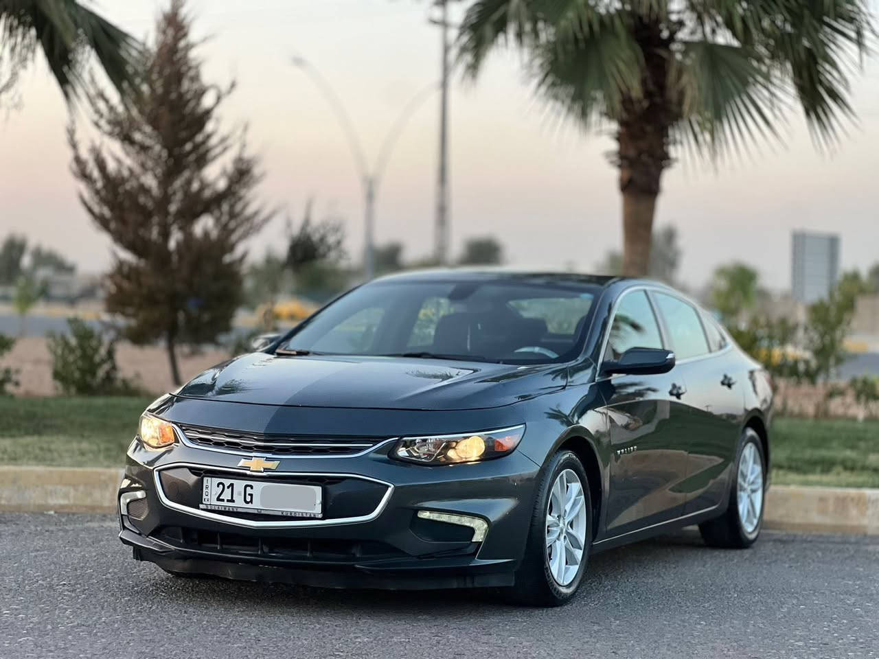 ماليبو 2017 مواصفات LT  سعره  86 وبي مجال بسيط
بي جاملغ صبغ والباقي مكفوله من الصبغ والتبديل بدون دواخل بدون ايرباك شاشه كامره تبريد تدفئه شرط كير ومحرك مكفول ماشيه 89 ميل تبريد مركزي لايتات زينون تحكمات تحديد سرعه رقم سليمانيه سنويه ورقم وهزه جديده شرط التحويل مكان السياره كركوك 
سعره ٨٦ 
***********
