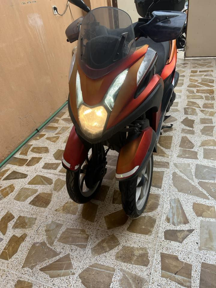 للبيع
ماطور يامها ياباني 
مديل2017
شرط برغي ما مفتوح محرك وايرمنيا كله نظيف
مكاني موصل حي صديق
***********
