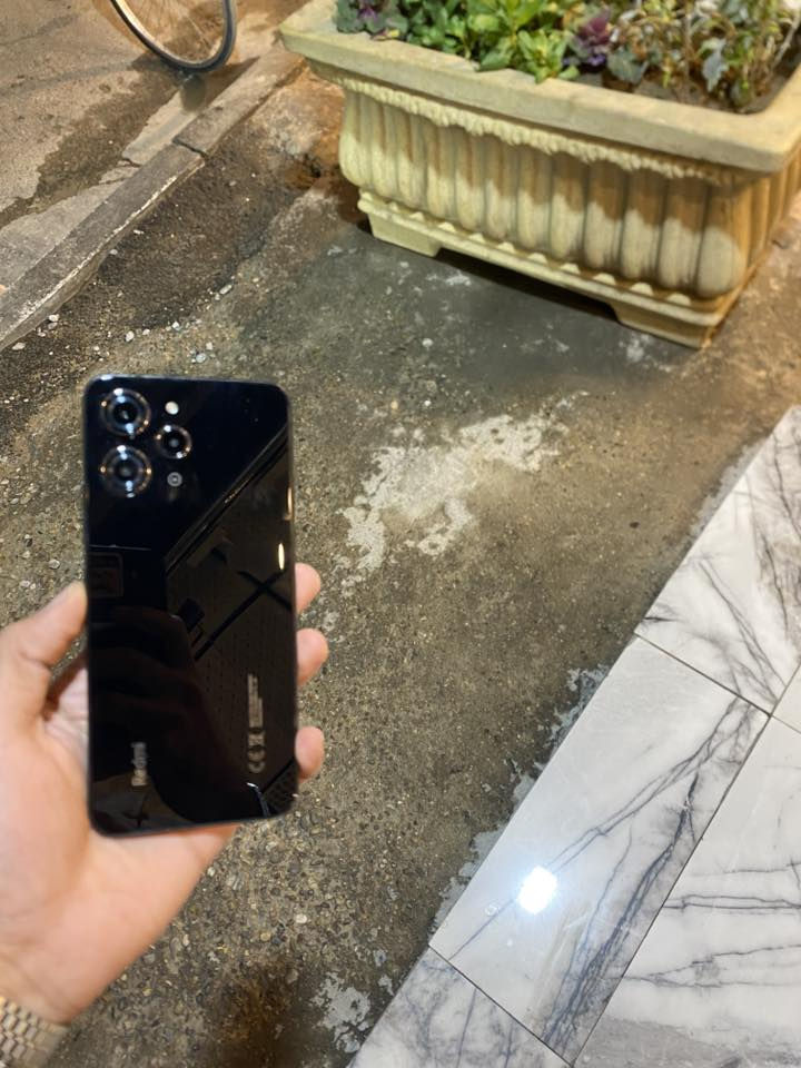 🔥 عروض مميزة ومنافسة لفترة محدودة 🔥  

📱 Huawei Nova 5T  
ذاكرة 128GB  
✔️ شاشة مستبدلة أصلية  
✔️ الظهر مشخط بسيط (ما يأثر على الأداء)  
✔️ مع لزكة شاشة + شاحنة كاملة + توصيل  
💰 السعر: 45 ألف فقط

━━━━━━━━━━━━━━

🎮 Infinix GT 10 Pro  
ذاكرة 256GB  
⚡ يدعم 120 فريم للألعاب  
✔️ الجهاز فقط مفتوح الظهر لفحص سلامة البورد وكلشي تمام  
✔️ مع لزكة شاشة + شاحنة كاملة + توصيل  
💰 السعر: 175 ألف

━━━━━━━━━━━━━━

✨ Redmi 12  
ذاكرة 128GB  
✔️ الجهاز بعده وكالة ونظيف جداً  
✔️ فقط مستبدل الظهر لجمالية الشكل  
✔️ التبديل بجهاز ليزر بدون فتح الجهاز  
✔️ مع لزكة شاشة + شاحنة كاملة + توصيل  
💰 السعر: 80 ألف

━━━━━━━━━━━━━━

🔌 إكسسوارات أصلية من Anker  
✔️ كيبل تايب C أصلي  
💰 السعر: 20 ألف مع التوصيل

✔️ رأس شحن Anker أصلي  
🛡️ ضمان 12 شهر (استبدال)  
💰 السعر: 25 ألف مع التوصيل

📩 للحجز والاستفسار راسلنا خاص  
🚚 **ت


**إذا كنت صاحب هذا الإعلان وتريد حذفه لأي سبب، رجاءا أرسل رسالة إلى الدعم الفني**