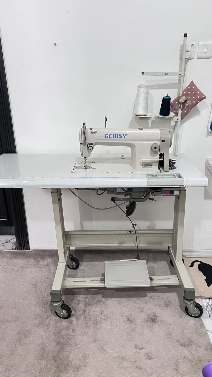 للبيع


**إذا كنت صاحب هذا الإعلان وتريد حذفه لأي سبب، رجاءا أرسل رسالة إلى الدعم الفني**