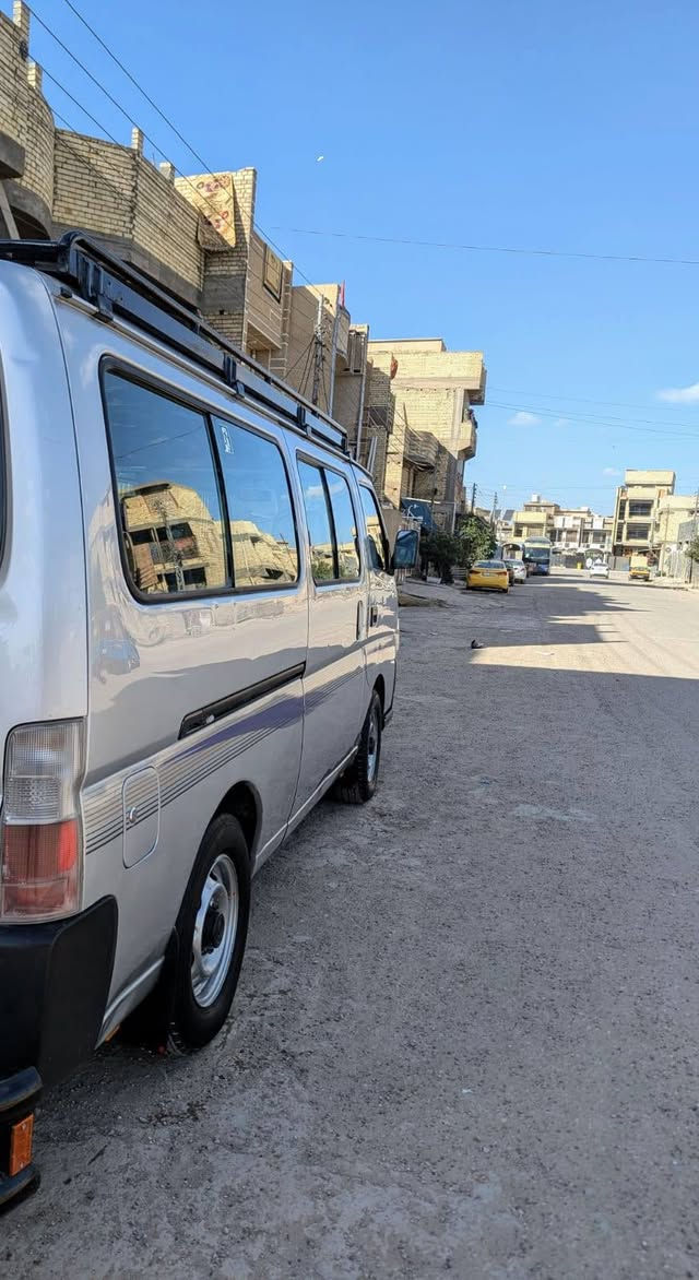 السلام عليكم نيسان موديل 9 رقم بغداد انكليزي تخم تاير كلج جديد متحرك تبريد ثلج منظومه كامله دوشمة عامه سيارة بسمي تحويل ثاني يوم مصفره غرامات هيئه بيه صبغ بلكصه شي قليل دواير معمره بلجنطه جوه بذيل اليسره رقم شاصي اول رقم نمسح سويتله شعار كمركي مذكور بسنوية السعر 112بيه مجال مكان بغداد   ***********
