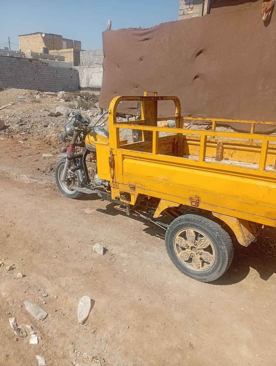 السلام عليكم ستوته سوبر ام تي ار نظيفه لبيع محركها حلو مرتب مكاني القرنه سعرها مليون ونص ليحب يراسلني


**إذا كنت صاحب هذا الإعلان وتريد حذفه لأي سبب، رجاءا أرسل رسالة إلى الدعم الفني**