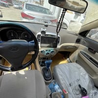 اكسنت خليجيه ٢٠١٠ مكفوله من صبغ بيهه مكانات صغار بارد سياره جاهزه تخم ...