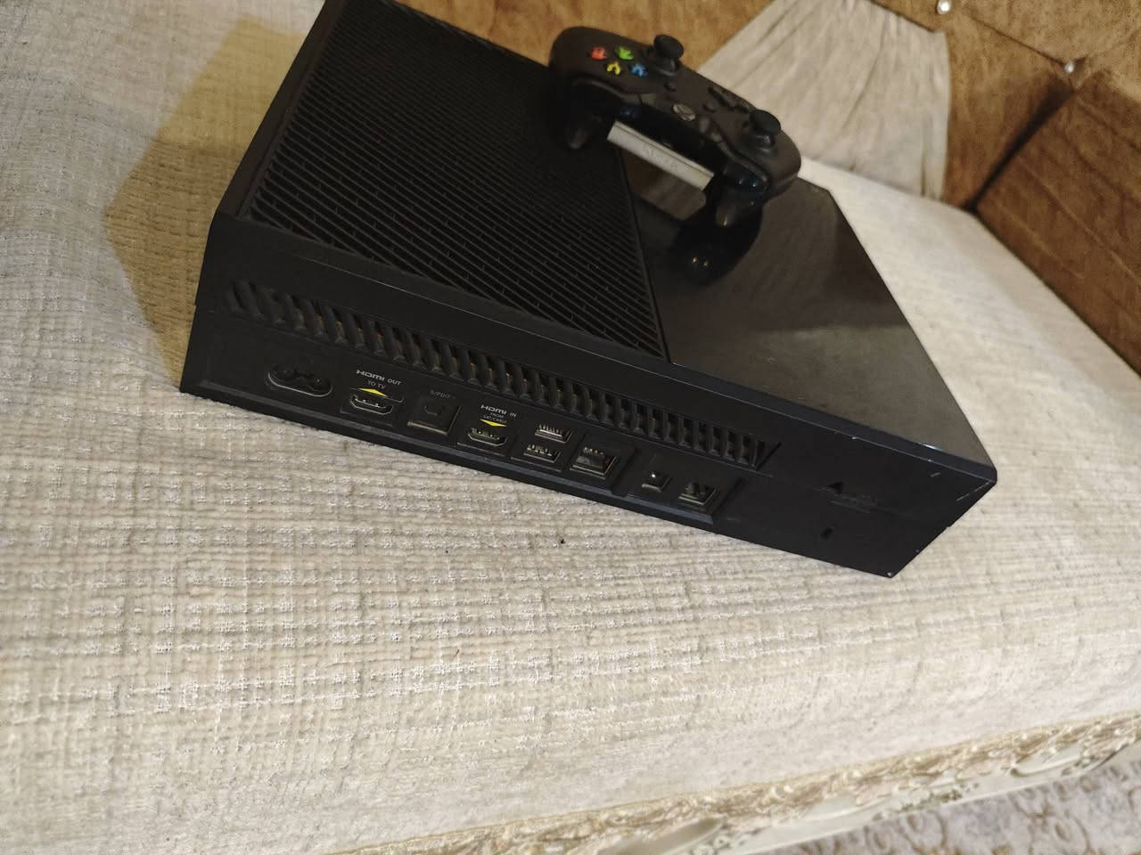 السلام عليكم Xbox one fat للبيع يده وحدة 80 الف


**إذا كنت صاحب هذا الإعلان وتريد حذفه لأي سبب، رجاءا أرسل رسالة إلى الدعم الفني**