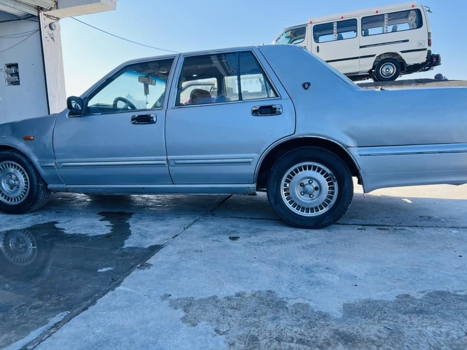 نيسان سدرك 1998 سنويه 2030. حداديه جيده جداً محرك كير  تبريد ويا الاسويج. ثلج محرك بلادي 3000 سياره ب اسمي 
سعر 34 وبيه مجال 
رقم ***********
