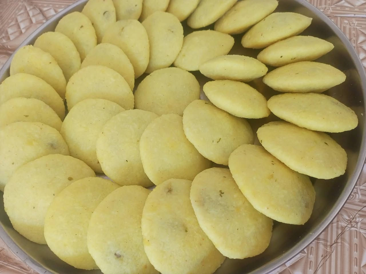 السلام عليكم
يوجد كبه تمن 

اللاستفسار مراسله الصفحه او واتساب ***********
