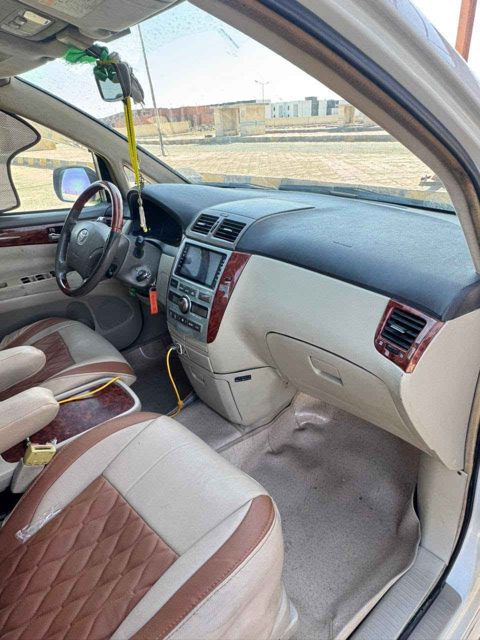 السلام عليكم ابصم للبيع مكفوله 2003
 اصل كريستال التبريد ثلج حداديه جاهزه
 مكينه وكير مكفولات الرقم مثنى 
السعر 135$ وبيها مجال 
للإستفسار ***********
